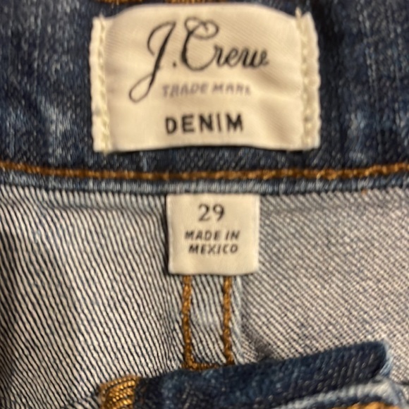 J. CREW PREOWNED DENIM HIGH RISE SHORTS SIZE 29. DISTRESSED RAW HEM ROOMY - Picture 2 of 6